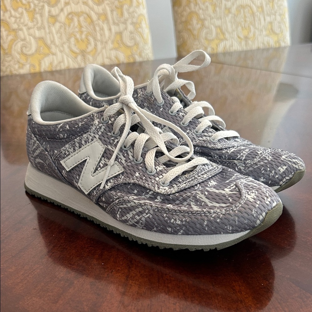 New Balance 620 Gray Mottled Women's Sneakers Size 8